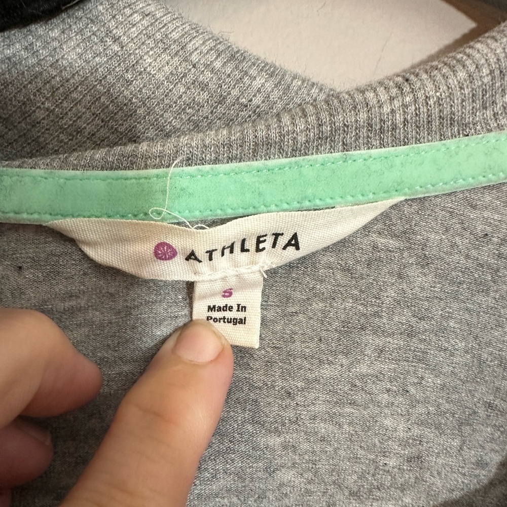 Athleta S Gray Athletic Dress Thumb Holes Stretch Modest COZY UP - Picture 3 of 11